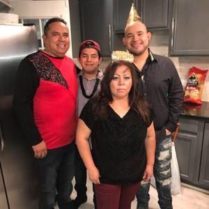 Meet your Posher, Cesar